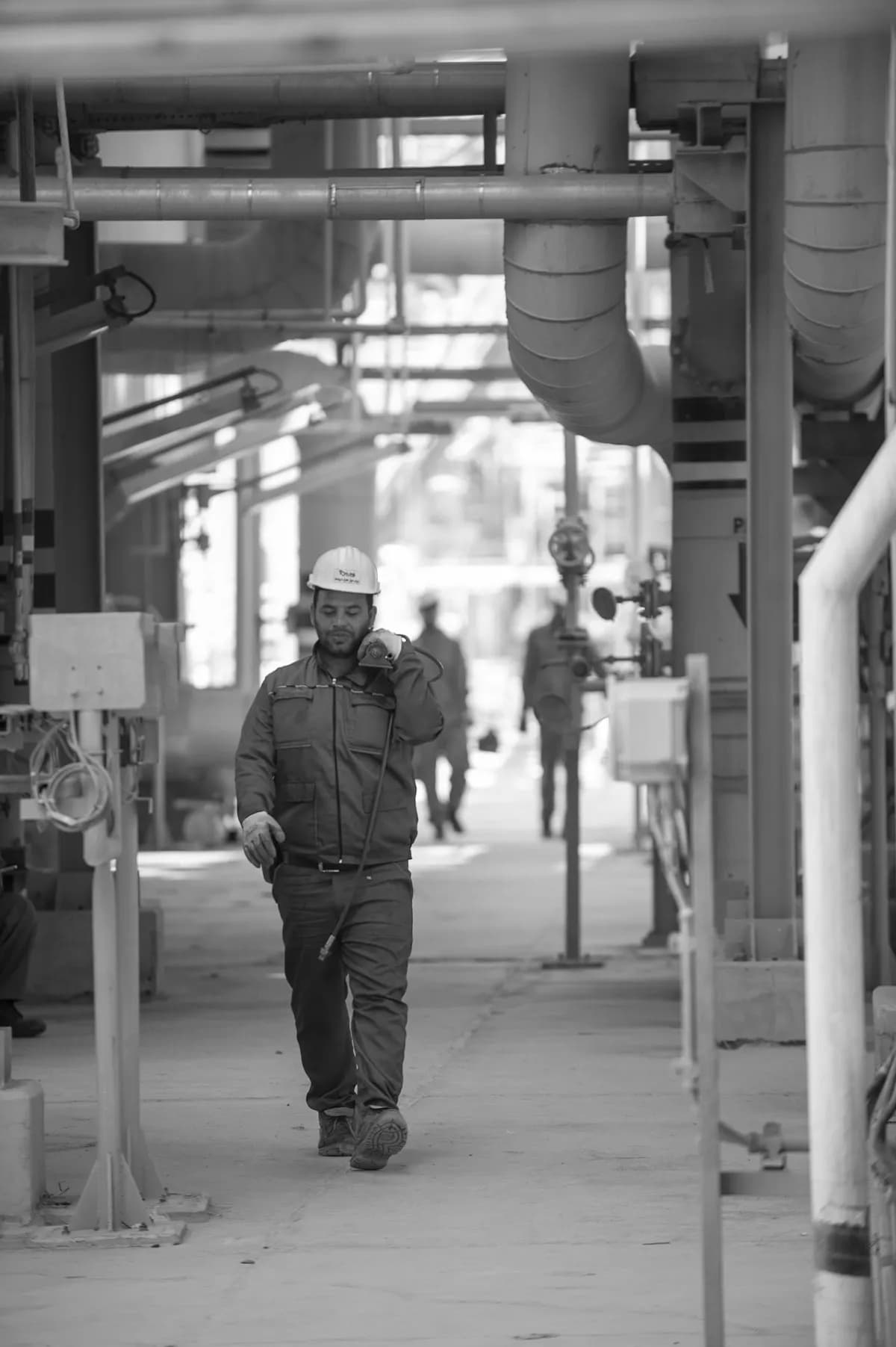 Специалист на нефтеперерабатывающем заводе